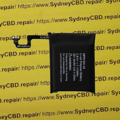 How long does the Apple Watch Series 4 44mm battery last?
