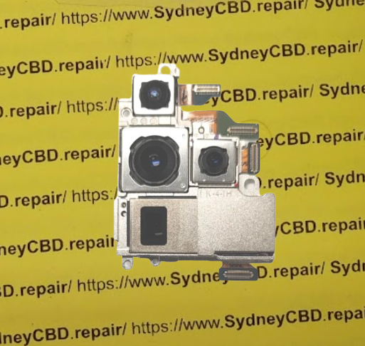 Can Samsung S22 Ultra camera be replaced?